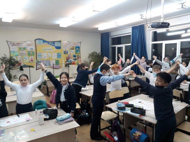 «Алғыс айтуды үйрену» сабағы 4 Б сыныбында. Урок  "Учимся благодарить" 4 Б класс